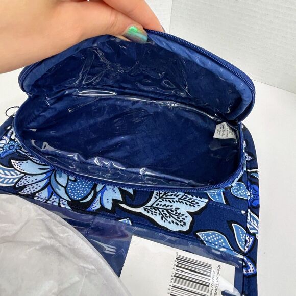 NWOT Vera Bradley Travel Hanging Toiletry Organizer Tropics Tapestry Blue Floral - Picture 5 of 12